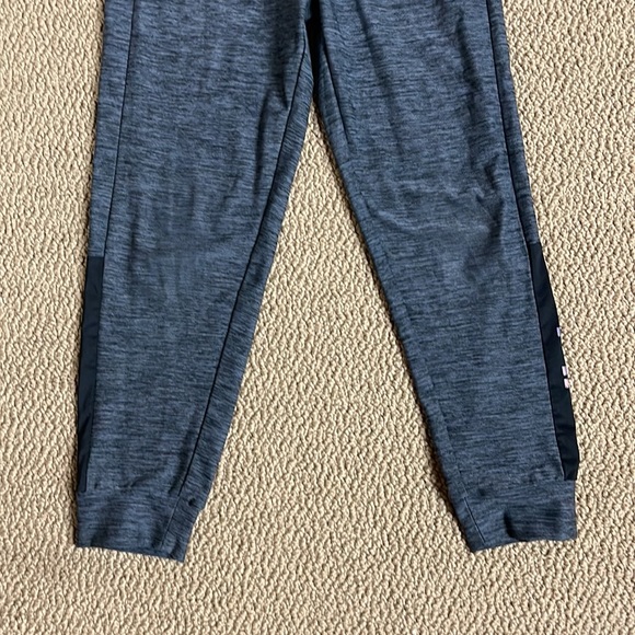 Adidas thin material joggers   Size large 12/14 - Picture 2 of 11